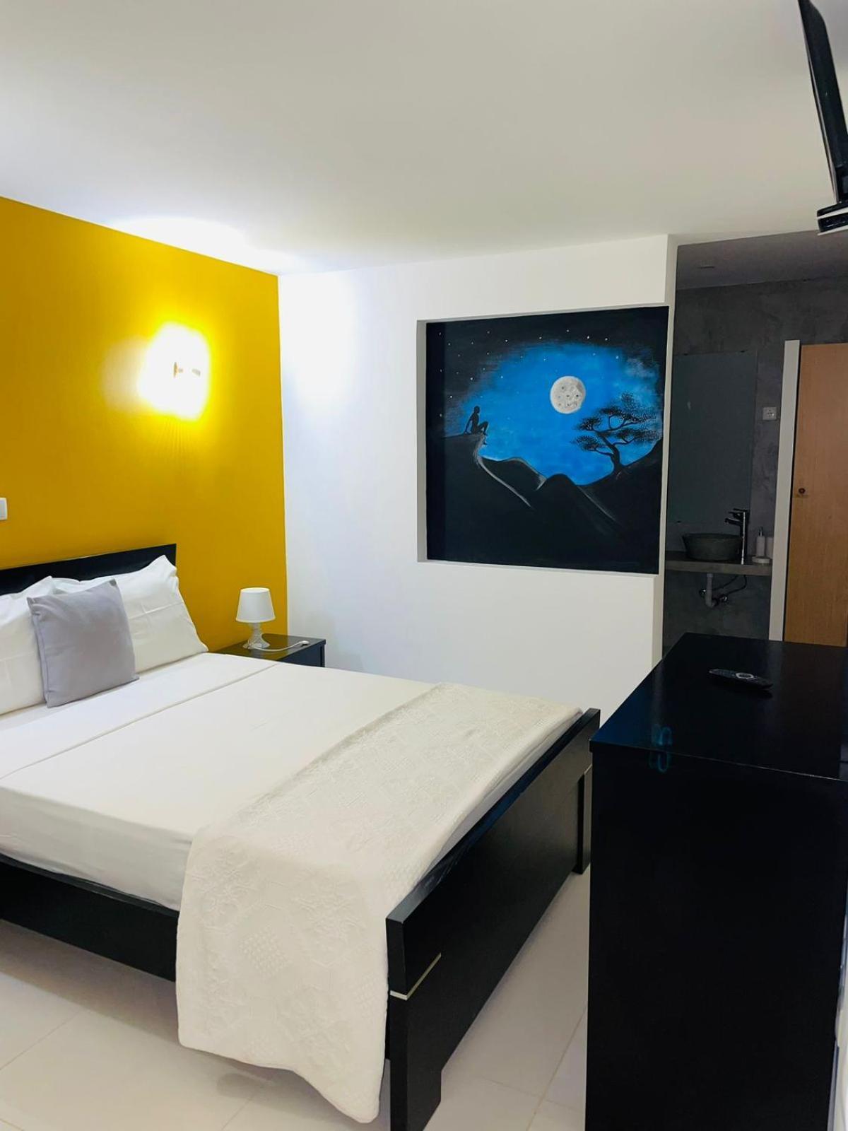 Residencial Sol Point Art Bed & Breakfast Ponta Do Sol Ngoại thất bức ảnh